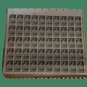 MNH 1988 Scott #2376 KNUTE ROCKNE Sheet of 50 US 22¢ Stamps